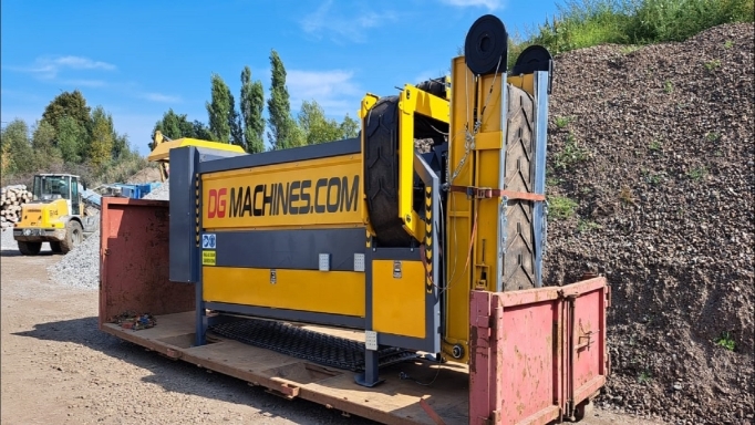 Przesiewacze oscylacyjne trzy tasmy