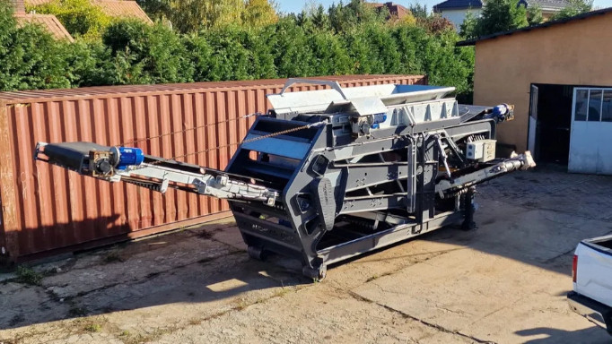 Przesiewacze oscylacyjne trzy tasmy